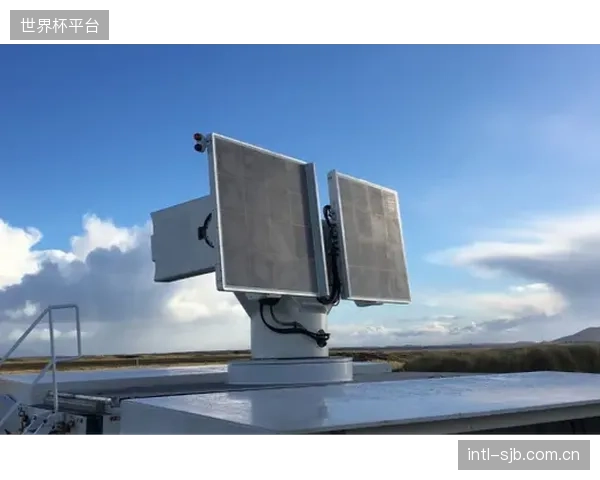 秦岭应急救援走廊启用相控阵雷达,延伸了跨区域无人机调度的指挥纵深 秦岭应急救援走廊启用相控阵雷达,延伸了跨区域无人机调度的指挥纵深